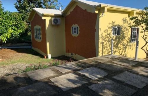 Moore Town House | Yaad Away From Yaad