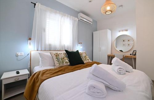 Emek Izrael Apartment | YalaRent Valley view complex In Merhavia with Private Pool