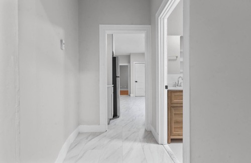 Mill River Apartment | Yale Luxury New Haven. Spacious. Parking. Amenities Provided, Prime Location.