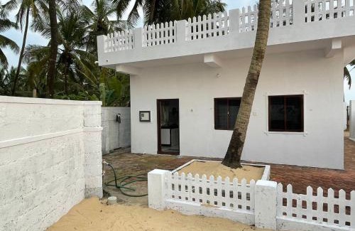 Saligrama House | Yashasvi- Sea View Cottage