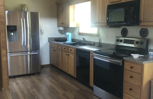 Louisa House | Yatesville Lake Cabin - Marina