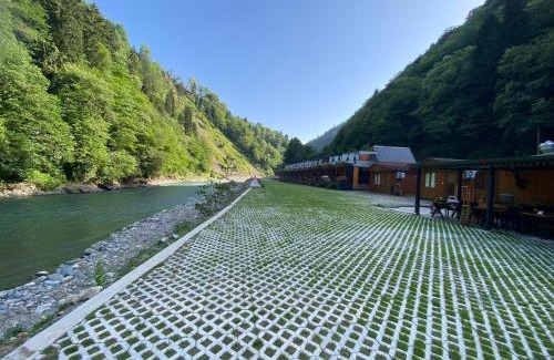 Ayder Ski Chalet | Yeşilton Tatil Köyü & Bungalov