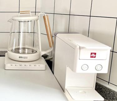 Banghwa-dong Apartment | Yeondam Stay