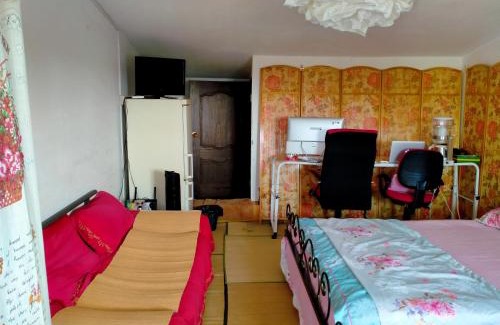 Minhang House | Yi Ju Homestay-ZhuanQiao Subway Station, MinHang District