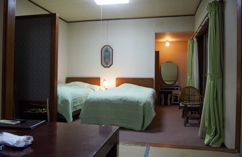 Nagatoro House | Yokotei