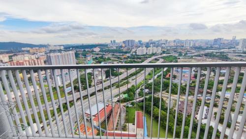 Pengkalan Tentera Udara Diraja Malaysia Apartment | YOLO Budget Condo KL 5.0