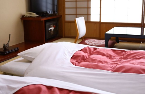 Yudanaka Shibu Onsen House | Yorozuya