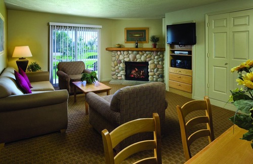 Harbor Village Resort | You will keep coming back for more!