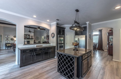 Wellborn House | Your Aggieland getaway