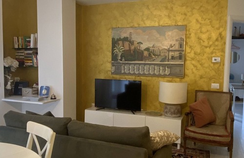 Monteverde Nuovo Apartment | Your apartment in Rome with a secret garden!