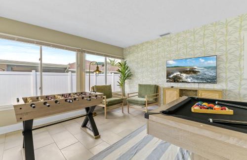 Largo House | Your Beach Getaway Putt Putt Bikes Game Room BBQ