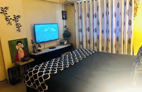 Chembur East Bed & Breakfast | Your home away from home.