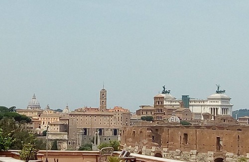 Celio Apartment | Your HOME AWAY FROM HOME a stone's throw from the Coliseum. 2 bedrooms