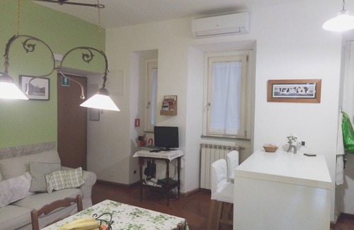 Celio Apartment | Your HOME AWAY FROM HOME a stone's throw from the Coliseum. 2 bedrooms