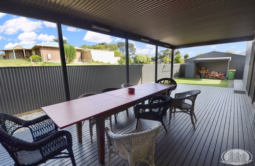 Nelson House | Your home away from home