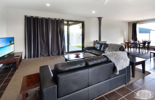 Nelson House | Your home away from home
