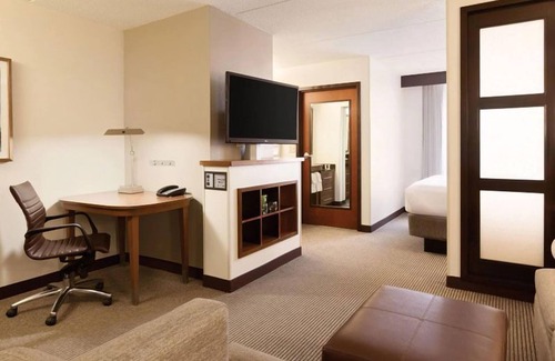 Austin Hotel | Your Home Away From Home! TWO Comfortable Units, Free Parking, Pet-friendly!