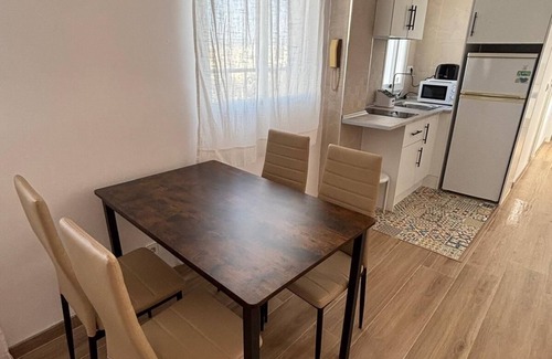 Distrito Norte Sierra Apartment | Your Sanctuary with a View of History: Live Córdoba from the Heart of the City