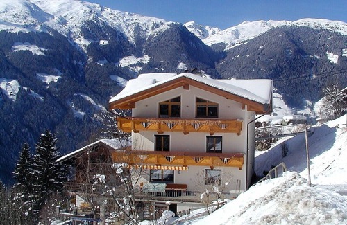 Hainzenberg House | Your vacation home in every season in the ski and hiking region of Zillertal