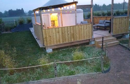 Clermont-Creans Other | Yourte- Bambou - Climatisée- Les Belles Ouvrières