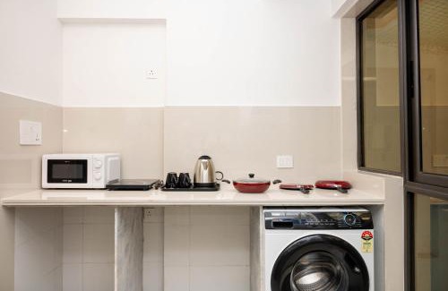 Kurla West Hotel | Z Bliss Suites, BKC