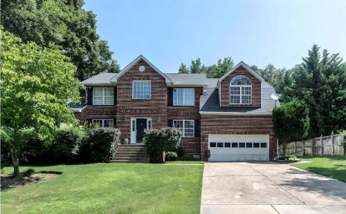 Upper Marlboro Apartment | Z Presidential Suite