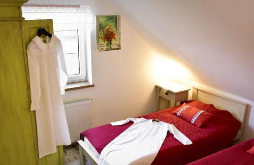 Mlynary House | Zagroda Ziołowy Dzbanek