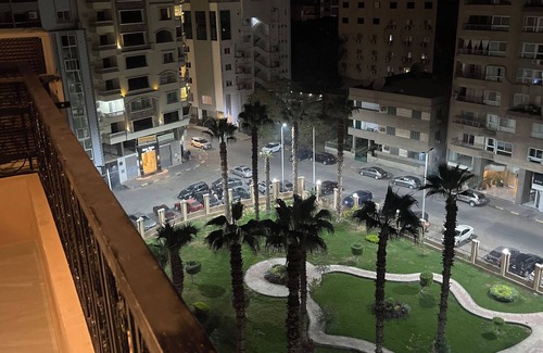 Al Duqqi Apartment | Zahir - 701