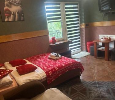 Kroczyce House | Zajazd nad Zalewem Dzibice -Pensjonat, Agroturystyka