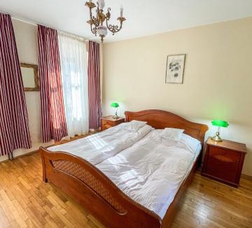 gmina Zukowice Bed & Breakfast | Zamek w Czernej