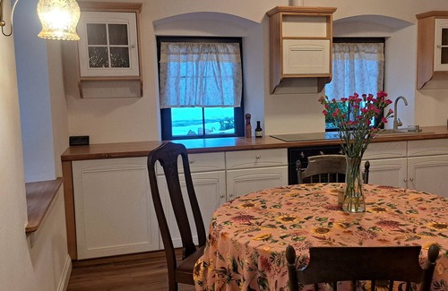 Miedzylesie House | Zarembianka Guest House is green, quiet and surrounded by nature.