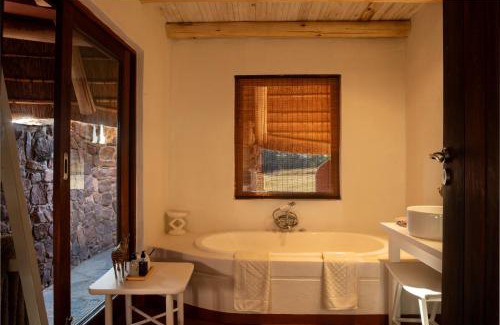 Modimolle Cabin | Zebras Crossing