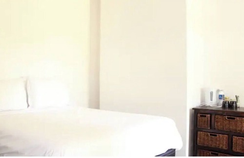 Chinhoyi Bed & Breakfast | Zebras Dazzle B&B | The Zebra Room