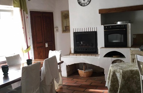 Poulx House | Zen and welcoming village house,