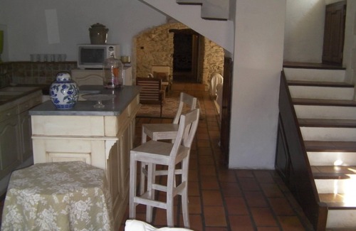 Poulx House | Zen and welcoming village house,