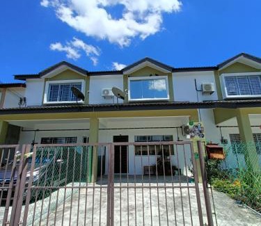 Pasir Gudang Apartment | Zen Clan Homestay Scientex with wifi, aircond, water heater