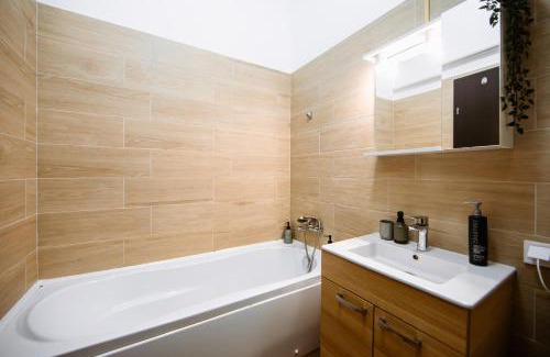 Bucharest Apartment | Zen Studio 2 with balcony