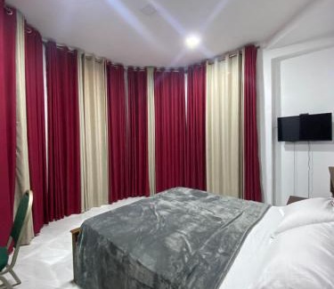 Nuwara Eliya Bed & Breakfast | Zenith Cottage