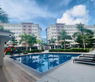 Trece Martires Apartment | Zenrise Staycation Condo in SMDC Hope Residences Trece Martires