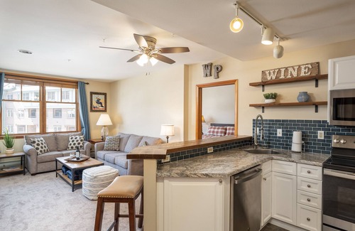 Winter Park Condo | Zephyr Mountain Lodge 1420 Ski-In/Ski-out Winter Park Resort base