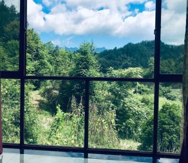 Wulingyuan House | Zhangjiajie one step to heaven inn (Yangjiajie ticket office)