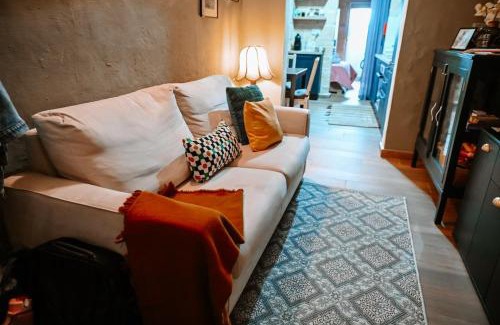 Senglea Apartment | Żiffa Ta' Riħ - A Cosy Apartment in Senglea with Wi-Fi and Smart TV