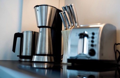 Termeno Sulla Strada del Vino Apartment | Zilli Studio Apartments - The Living Room Garden - Tramin an der Weinstraße