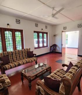 Meegahakivula House | Ziru Residence