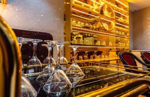 Parshwapuram Villa | Zline Villa - Luxurious Pure Veg 8BHK with Party Hall in Lonavala