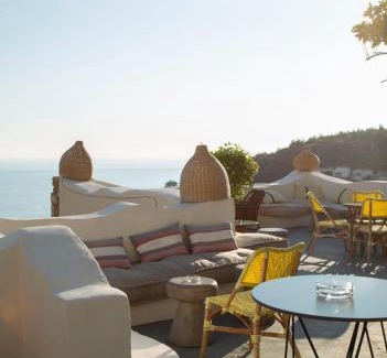 Dhermi Hotel | Zoe Hora