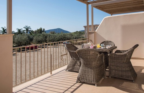 Messinia Apartment | Zoe Seaside Resort