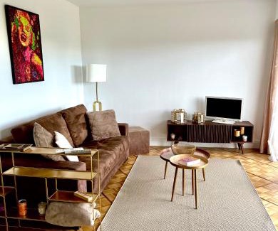 Republique–Point-du-Jour Apartment | ZZZ boulogne avec vue sur la Seine