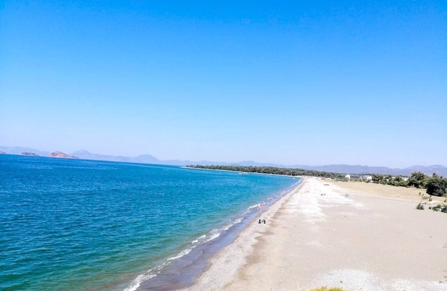 ÖZEL HAVUZLU LÜKS VİLLA