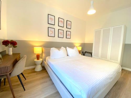 Über den Dächern von Triest - Parkplatz & E-Ladestation